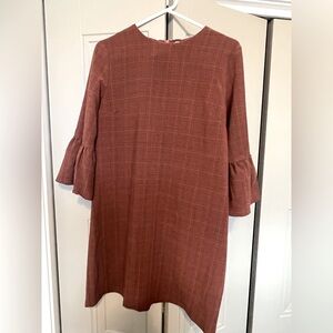 She + Sky Plajd dress with cropped, puff sleeves